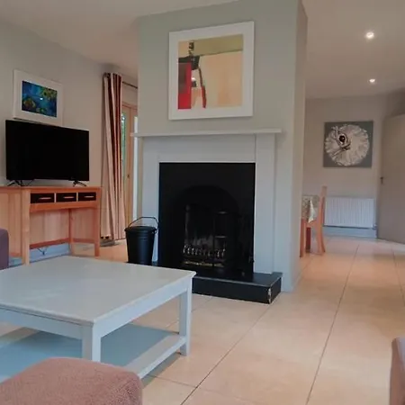 墩克伦伍兹度假屋 度假居 肯梅尔