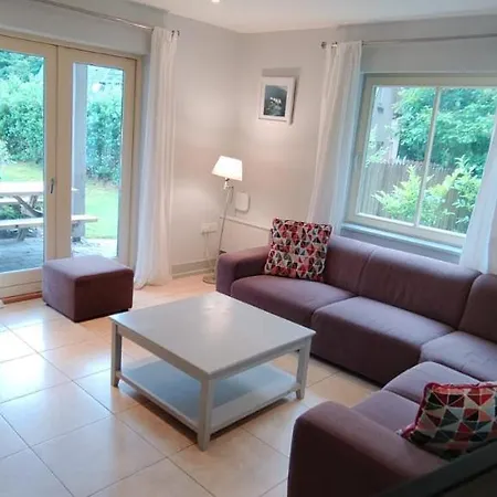 墩克伦伍兹度假屋 肯梅尔